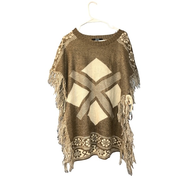 NEW Eva Franco Cotton-Blend Fringe Poncho sze M/L Aztec Brown and White - Picture 5 of 16
